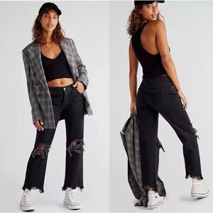 FREE PEOPLE Maggie Mid Rise Washed Black Distressed Jeans Women’s size 27